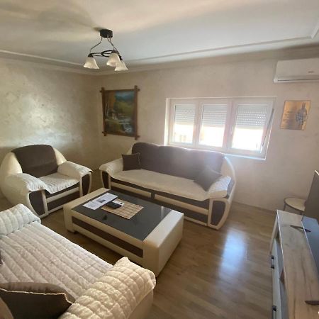 Appartement Apartman Nikšić Extérieur photo